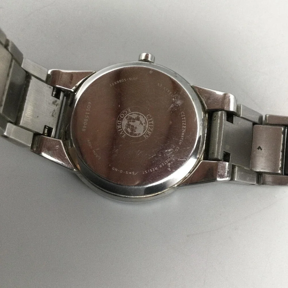 Citizen Eco-Drive Womens Watch 30mm Black Dial Stainless Date Solar J015 6.25